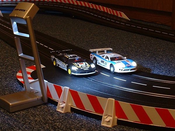 Artin Saleen S7R 1/32